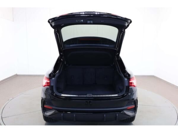 Audi Q3 Sportback 40 TDI quattro S line business