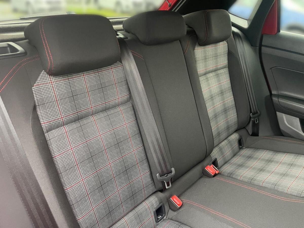 Volkswagen Polo GTI 2.0 TSI DSG Navi RFK Climatronic Subwoofer LED-Matrix