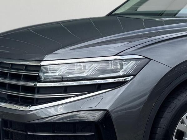 Volkswagen Touareg Elegance 4Motion 3.0 TDI AHK Standhz Luft Matrix