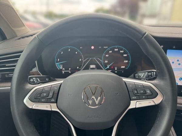 Volkswagen Touareg Elegance 4Motion 3.0 TDI AHK Standhz Luft Matrix