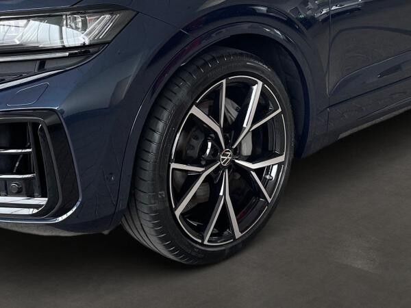 Volkswagen Touareg R-Line 4Motion 3.0 TSI AHK Pano Dynaudio Black Massage HUD