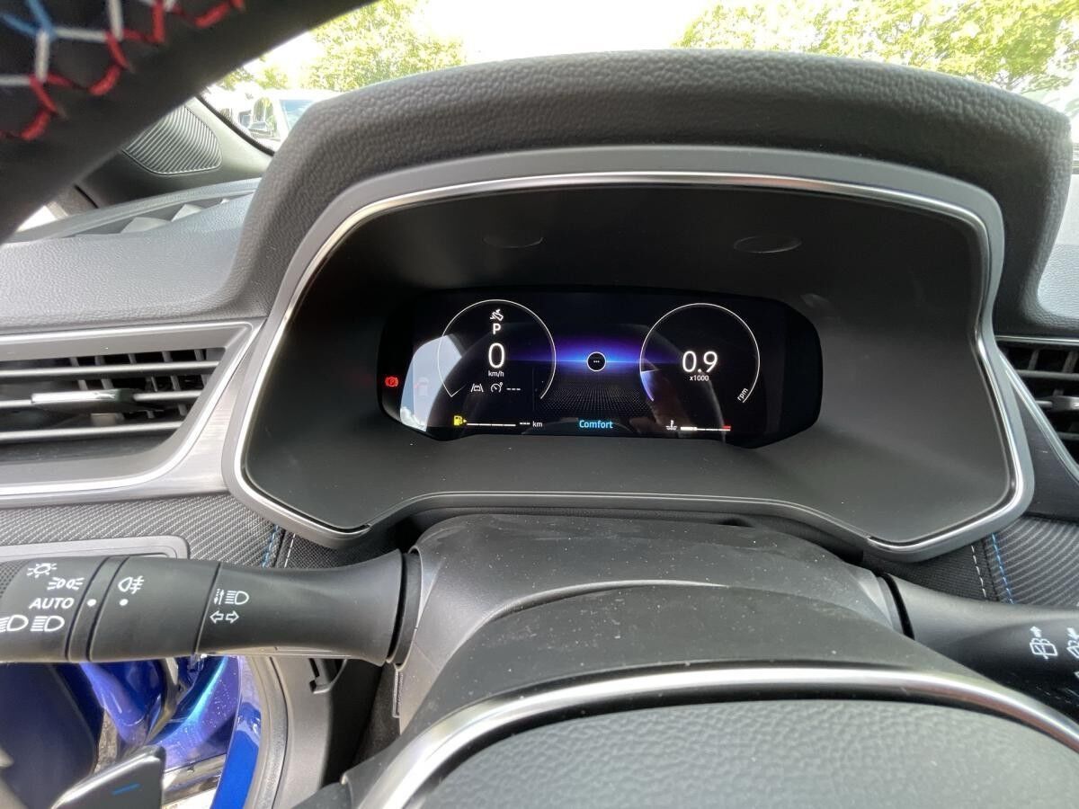 Renault Captur TCe160Automatik EspritAlpine DrivingSafetyWinterPaket