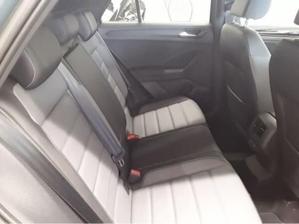 Volkswagen T-Roc 2.0 TDI DSG STYLE LEDER AHK GARANTIE WINTERRÄDER