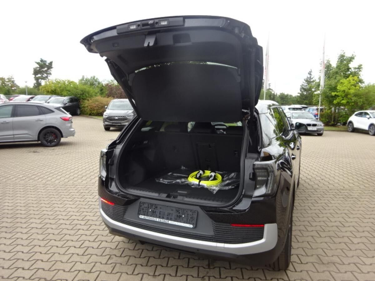 Ford Explorer Extended Range 77kWh RWD