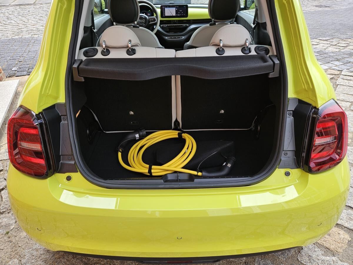 Fiat 500e La Prima -  in kürze verfügbar - verschiedene Farben