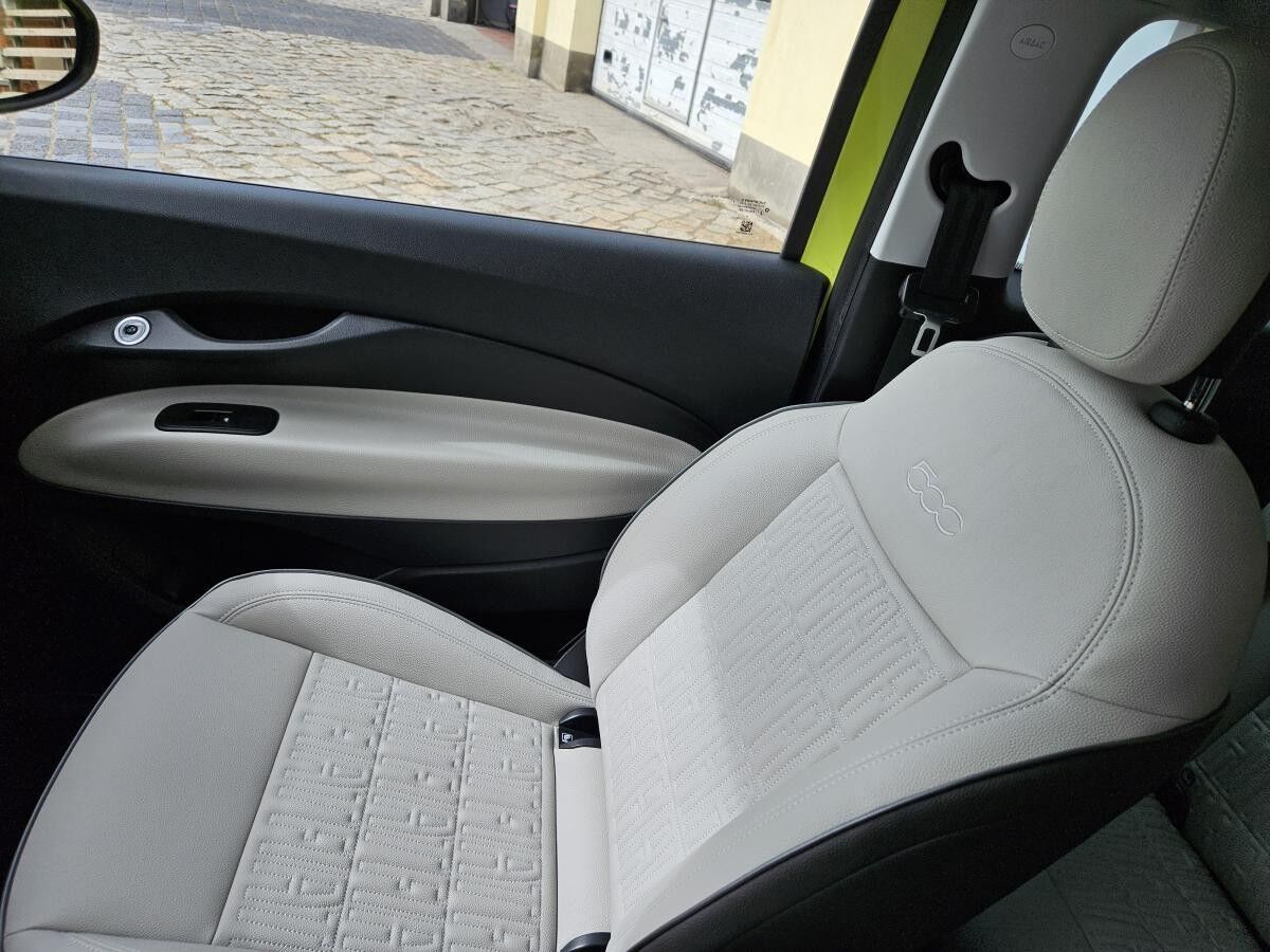 Fiat 500e La Prima -  in kürze verfügbar - verschiedene Farben