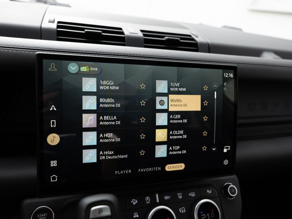 Land Rover Defender Land Rover Defender