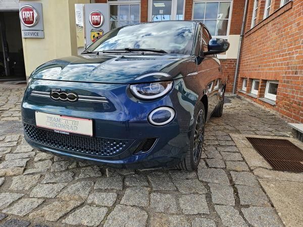Fiat 500e La Prima - verschiedene Farben -in Kürze verfügbar