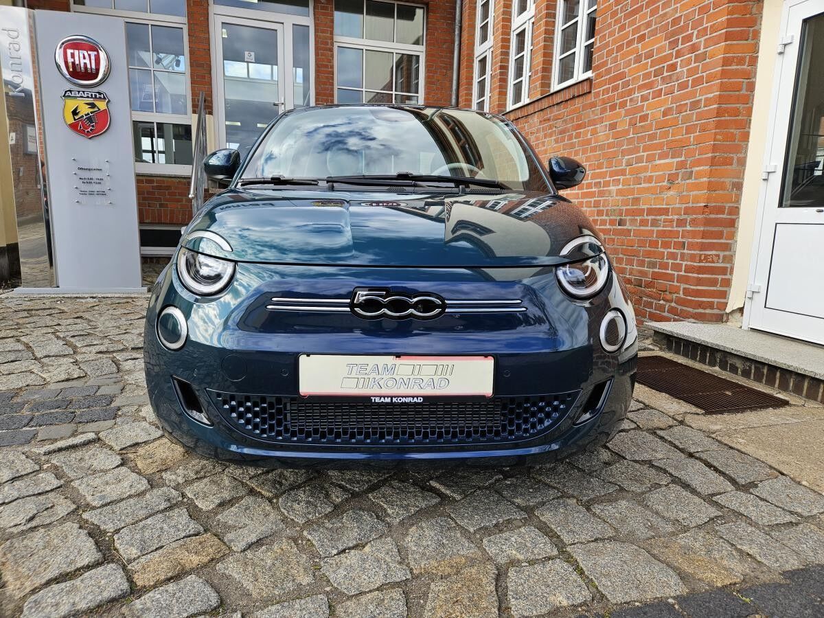 Fiat 500e La Prima - verschiedene Farben -in Kürze verfügbar