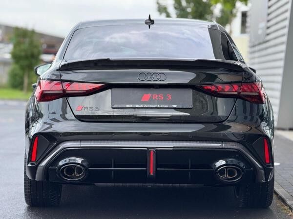 Audi RS3 Limousine TFSI quattro 294(400)kW(PS) S tronic *EROBERUNG*SOFORT*