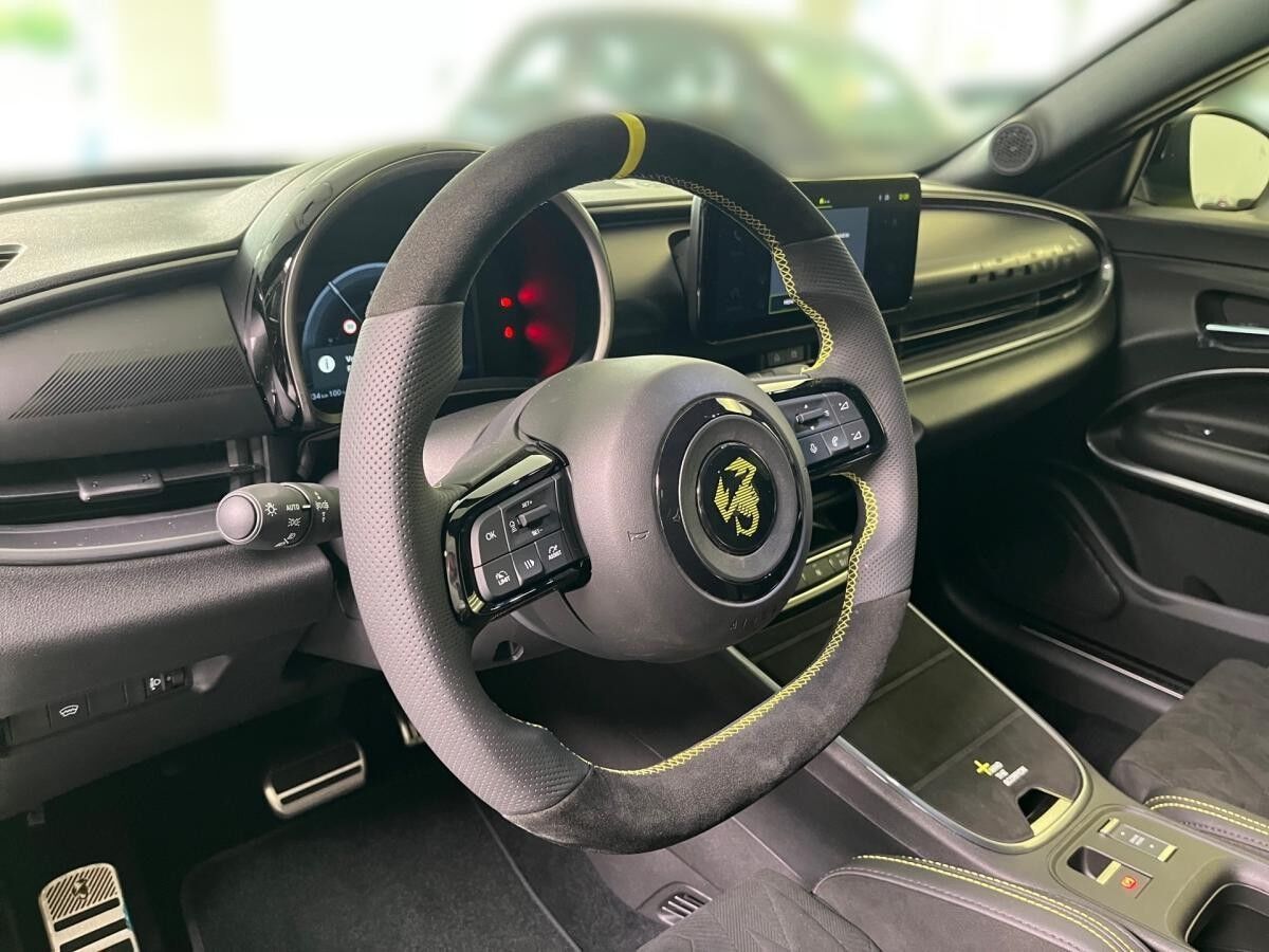 Abarth 600e Scorpionissima 207 kW 280 PS