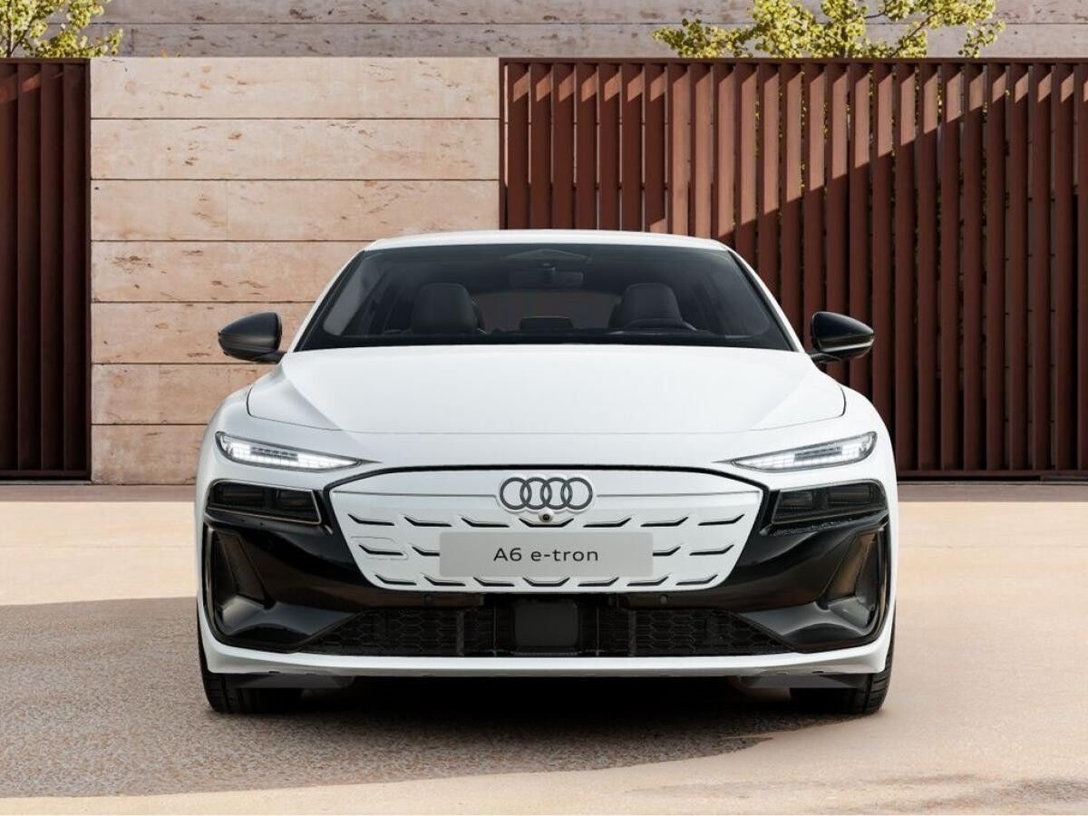 Audi A6 e-tron Avant performance S line *AHK/B&O/LEDER/NAVI/TECH PLUS/21"*