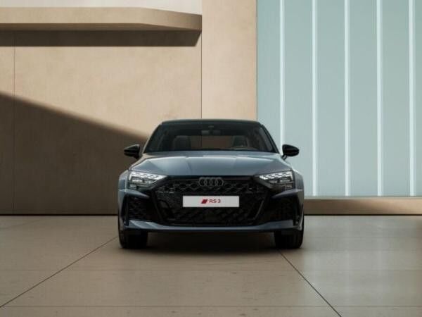 Audi RS3 Limousine TFSI quattro 294(400)kW(PS) S tronic *EROBERUNG*SOFORT*
