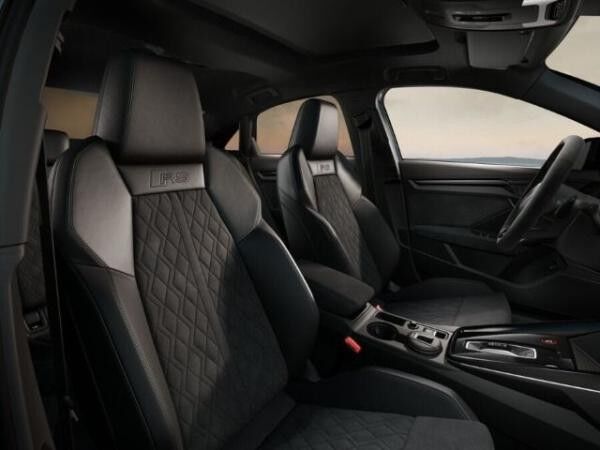 Audi RS3 Limousine TFSI quattro 294(400)kW(PS) S tronic *EROBERUNG*SOFORT*