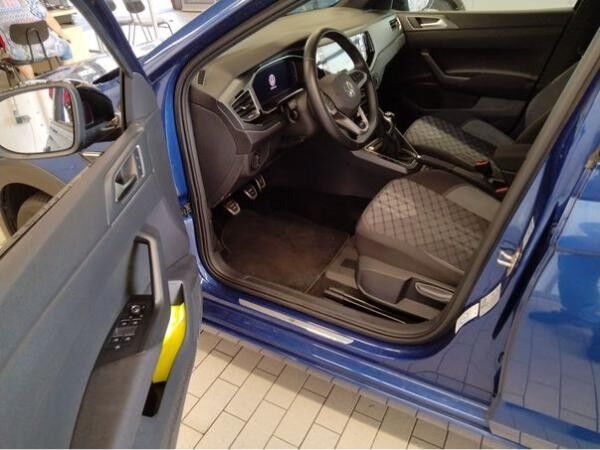 Volkswagen Taigo 1.0 TSI R-LINE R-KAM PANO AHK