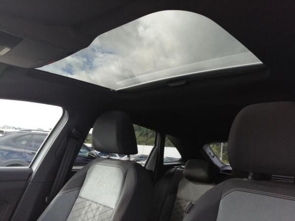 Volkswagen Taigo R-Line 1.5 TSI DSG/Matrix, ACC, Pano, Navi