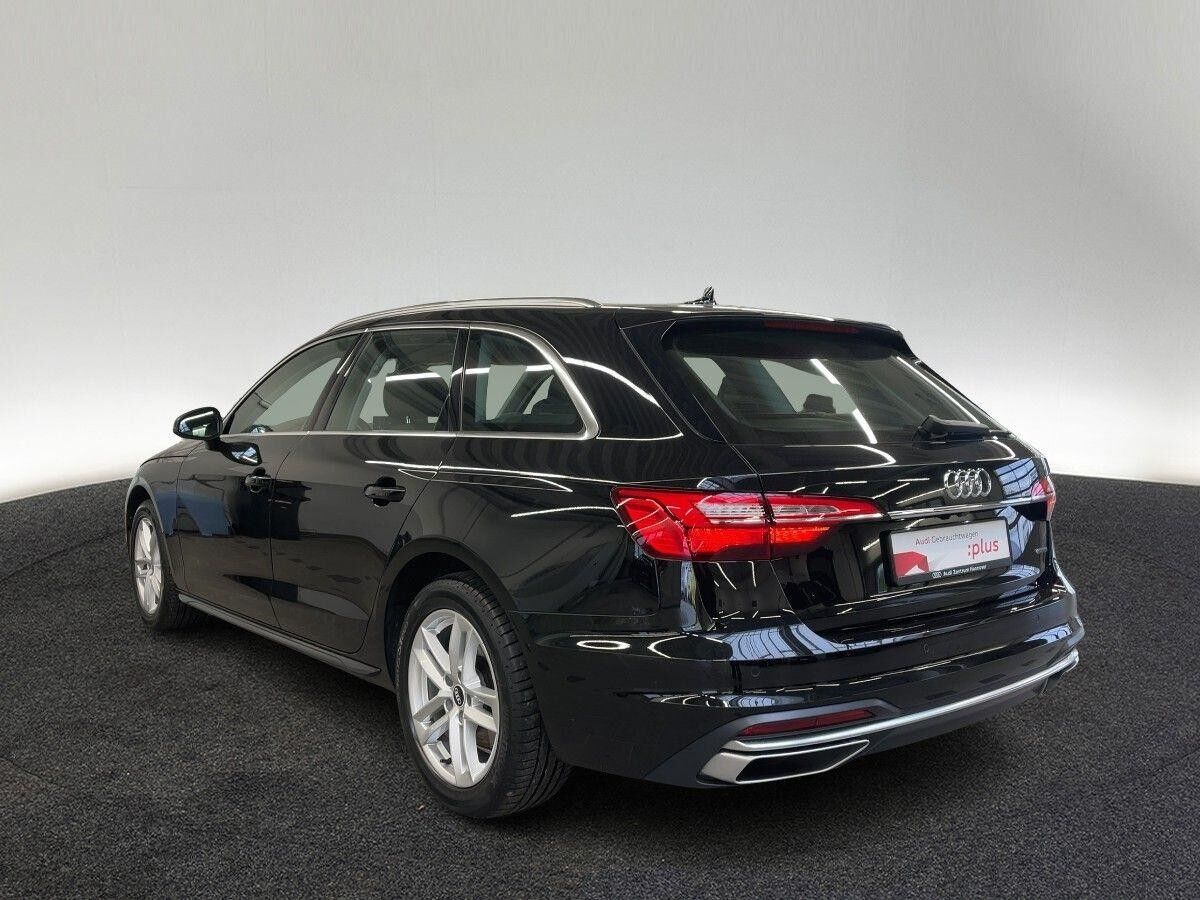 Audi A4 Avant advanced 40 TFSI quattro Kamera LED Navi DAB