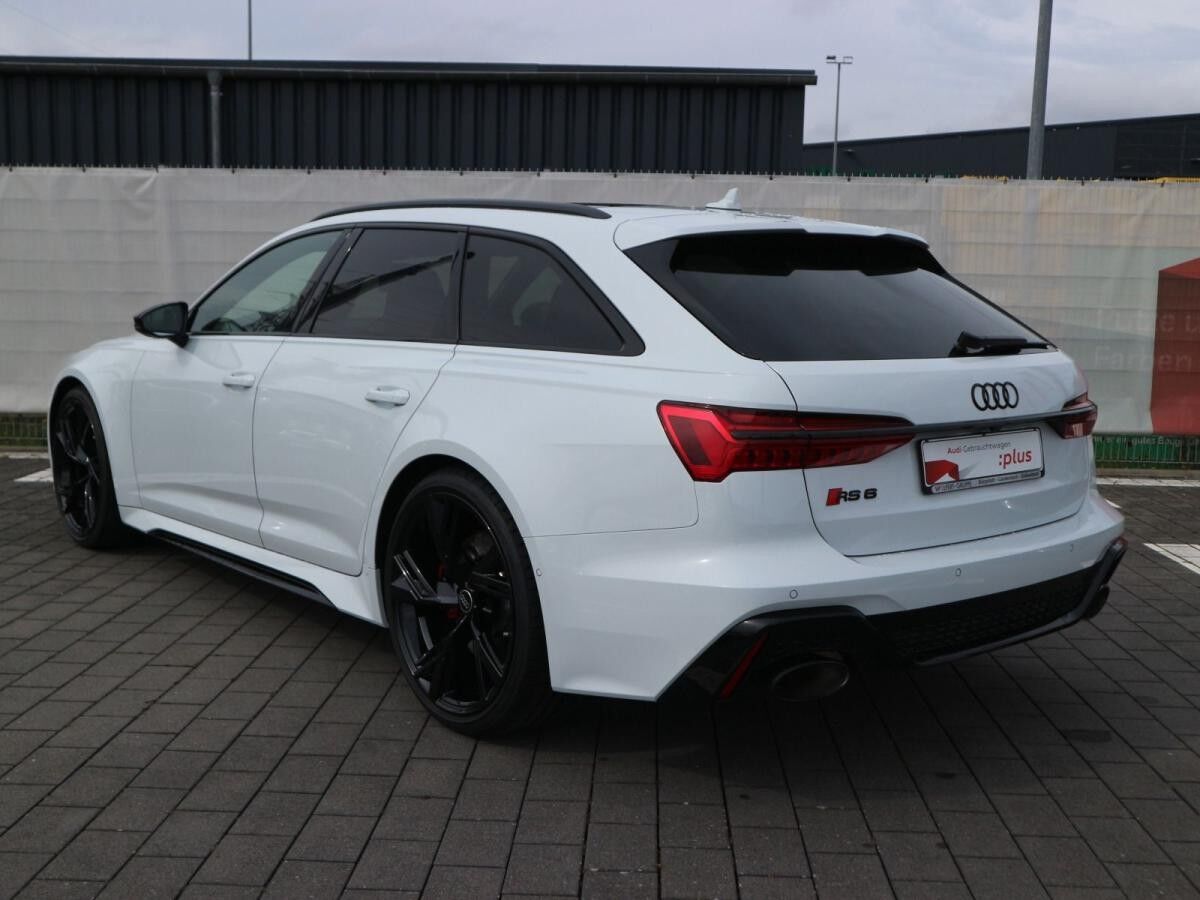 Audi RS6 Avant +WINTERRÄDER 22"+SITZBELÜFTUNG+B&O ADVANCED
