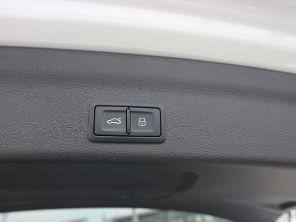 Audi RS6 Avant +WINTERRÄDER 22"+SITZBELÜFTUNG+B&O ADVANCED