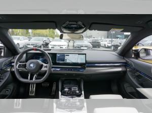 BMW i5 M60 xDrive Touring Sportpaket Pro,  Autobahnassistent, Bowers &Wilkins