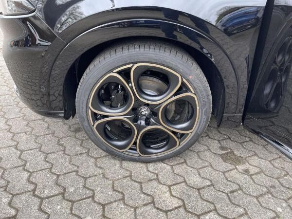 Alfa Romeo Tonale 1.5 MHEV INTENSA 20" 360° Kamera HK.