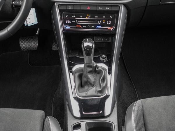 Volkswagen T-Roc DSG Style AHK Navi Digitales Cockpit LED ACC Apple CarPlay