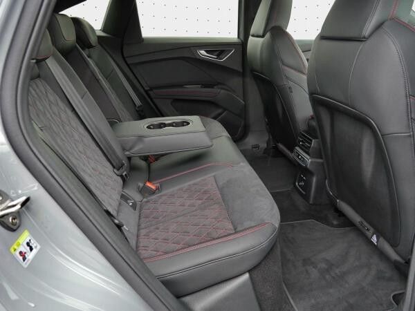Audi Q4 e-tron Q4 Sportback e-tron 35 S line AHK*Matrix*RFK*