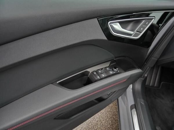 Audi Q4 e-tron Q4 Sportback e-tron 35 S line AHK*Matrix*RFK*