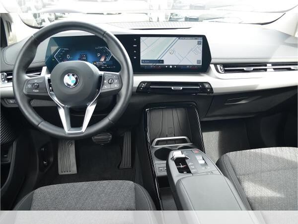 BMW 218 Active Tourer i  Navi, LED, Adaptiver LED, Kamera, Keyless, Automatik