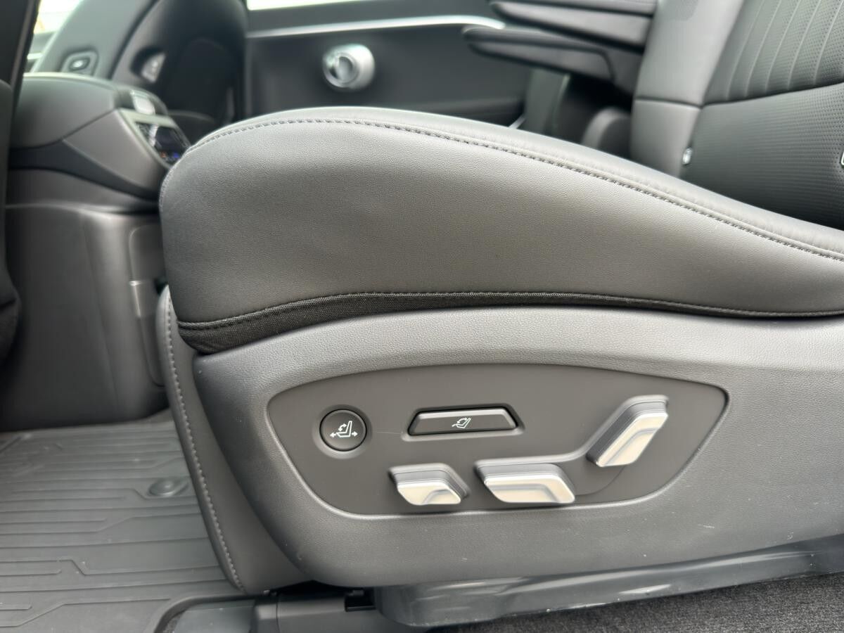 Hyundai IONIQ 9 🔋⚡️PERFORMANCE 6-SITZER-110kWh 4WD UNIQ + PANORAMA  🔋⚡️ ‼️‼️