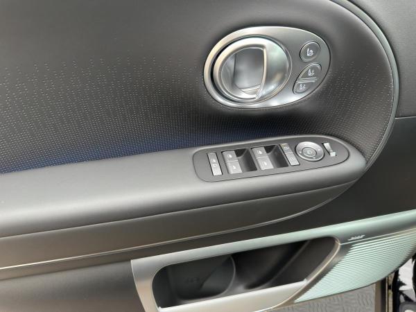 Hyundai IONIQ 9 🔋⚡️PERFORMANCE 6-SITZER -110kWh 4WD UNIQ + PANORAMA  🔋⚡️ ‼️‼️