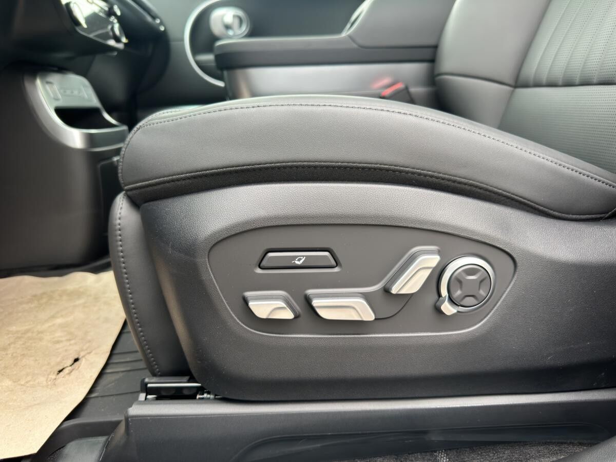 Hyundai IONIQ 9 🔋⚡️PERFORMANCE 6-SITZER -110kWh 4WD UNIQ + PANORAMA  🔋⚡️ ‼️‼️