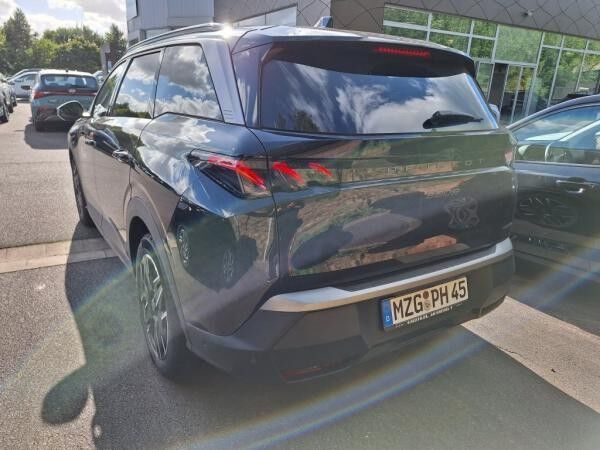 Peugeot 5008 GT - Hybrid - 145 PS + Winter-Paket + Drive Assist Plus - Vorführwagen