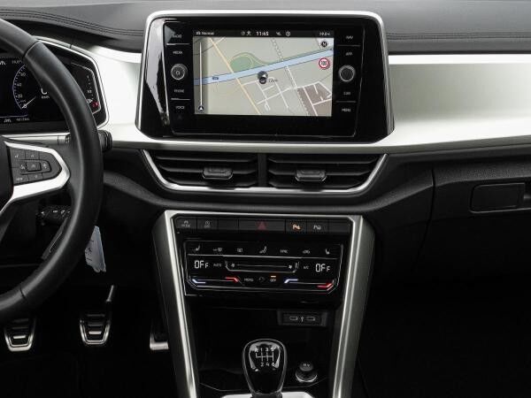 Volkswagen T-Roc Move *NAVI*ALLWETTER*LED*SHZ*CLIMATRONIC*
