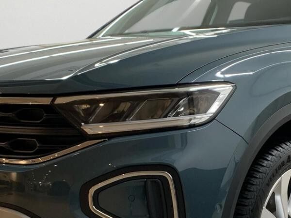 Volkswagen T-Roc LED Einparkhilfe SHZ Navi Kamera LM SHZ DAB+ MFL Digital Cockpit App-Connect Front Assist