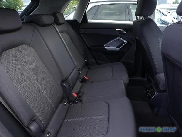 Audi Q3 advanced 35 TFSI S tronic ACC Navi AHK 19