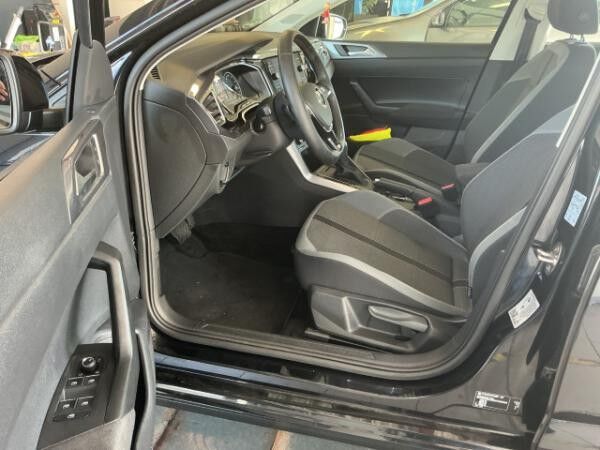 Volkswagen Polo 1.0 TSI Highline DSG Navi ACC LED Sitzhzg