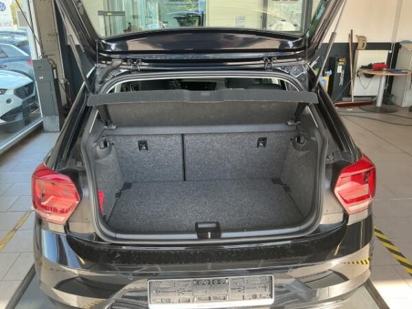 Volkswagen Polo 1.0 TSI Highline DSG Navi ACC LED Sitzhzg