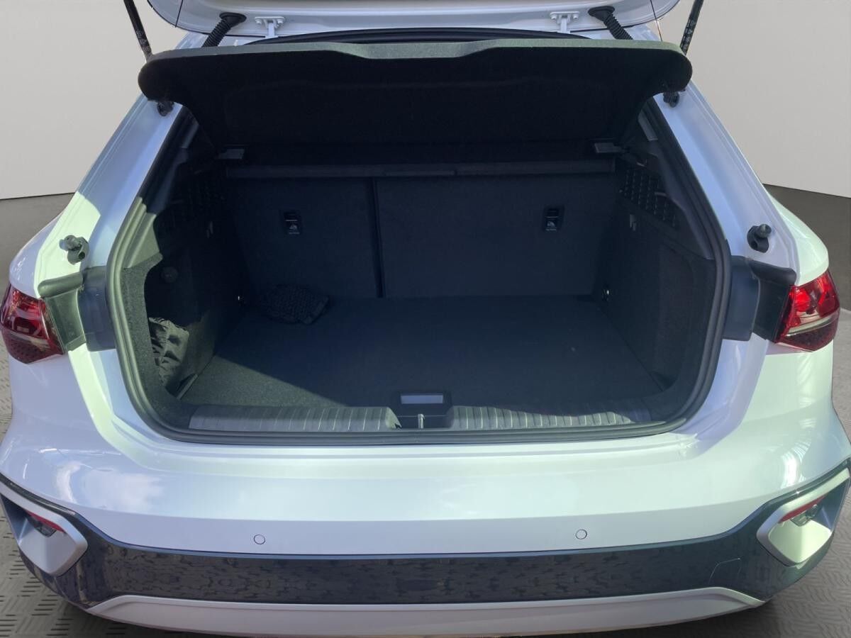 Audi A3 allstreet 35 TFSI LED Navi AHK Sportsitze