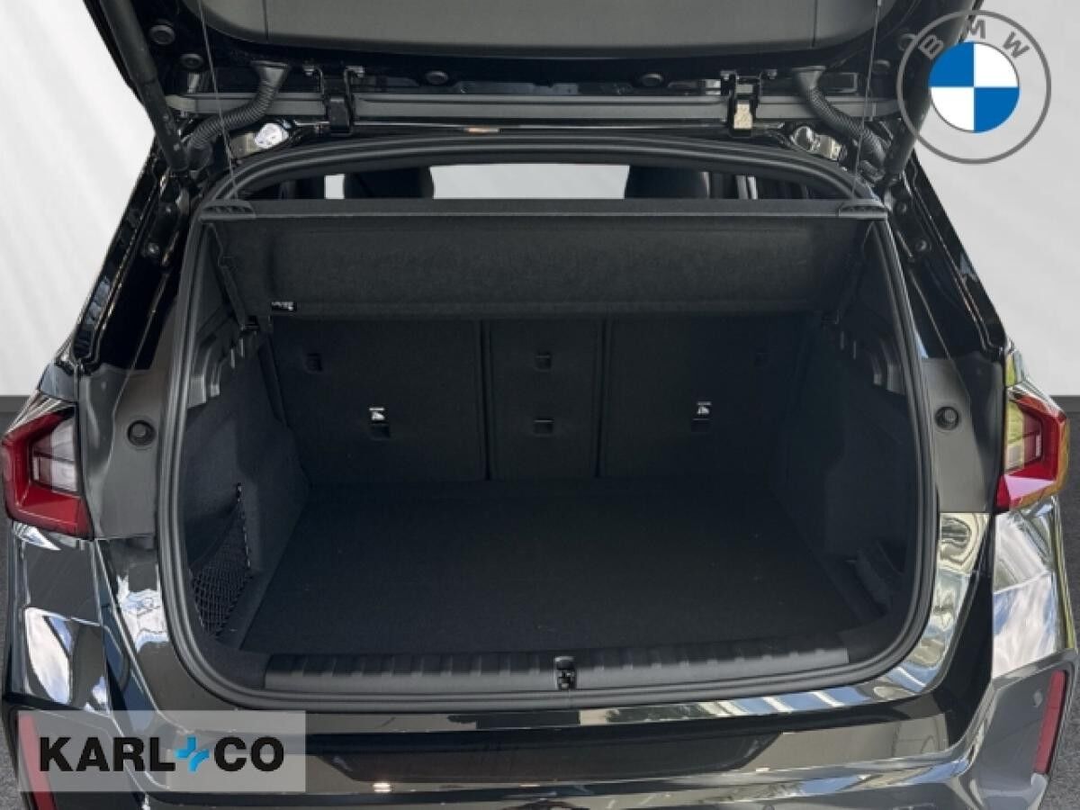 BMW X1 18 i sDrive M Sport Navi Digitales Cockpit Soundsystem Massagesitze LED
