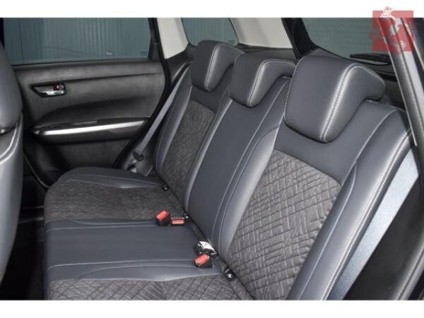 Suzuki Vitara Comfort+ 1.5l Hybrid Allgrip Panorama Navi
