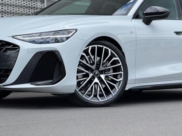 Audi A6 Avant TFSI quattro 270(367)kW(PS) S tronic *EROBERUNG*SOFORT*