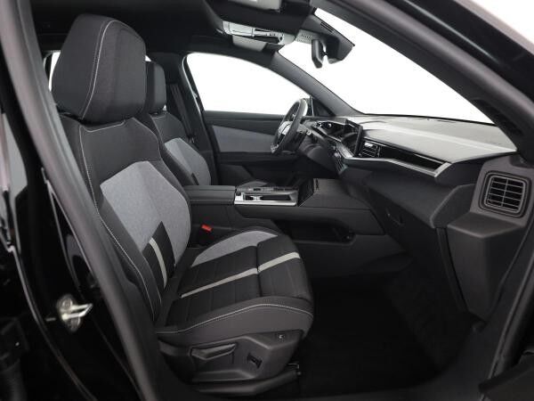 Opel Grandland Edition mit Allwetterreifen, Tech-Paket, Komfort-Paket