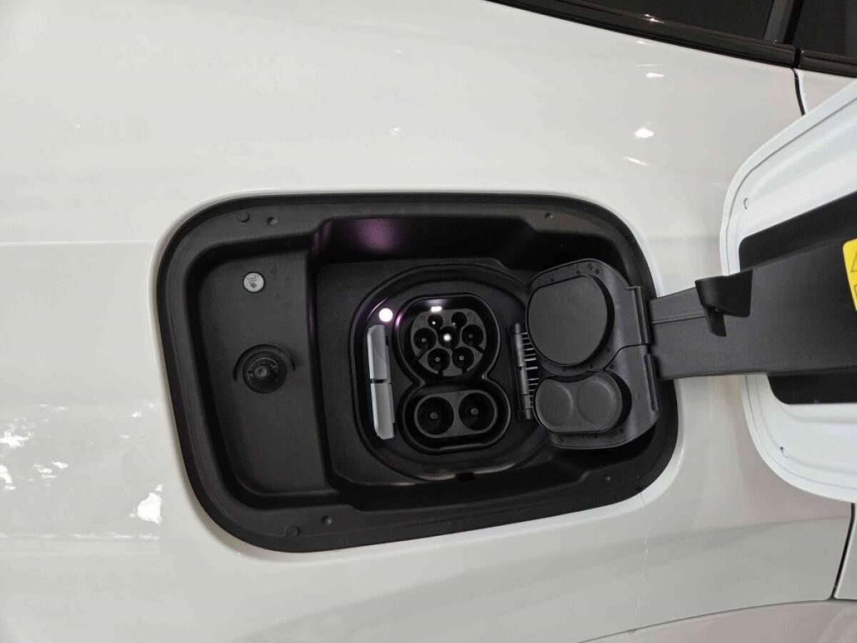 BMW iX1 xDrive30 M Sport Pro || RFK AHK Keyless 19Z