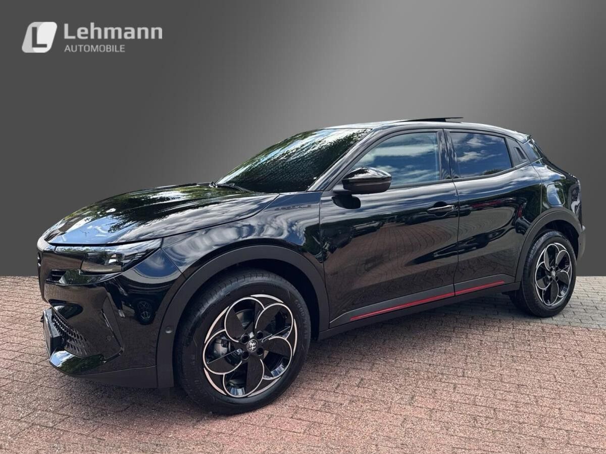 Alfa Romeo Junior Ibrida SPECIALE -Panoramadach  Technologie-Sport-Paket