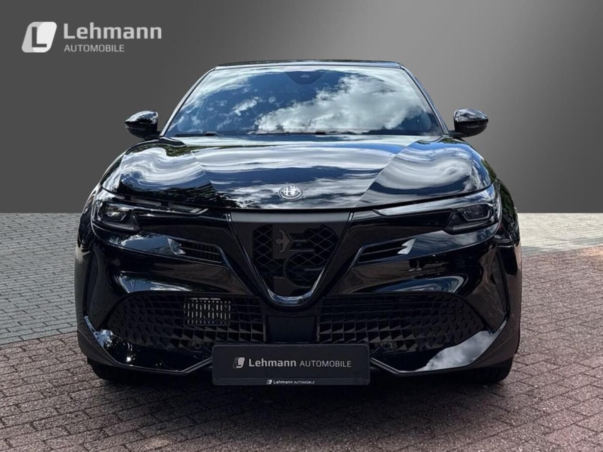 Alfa Romeo Junior Ibrida SPECIALE -Panoramadach  Technologie-Sport-Paket