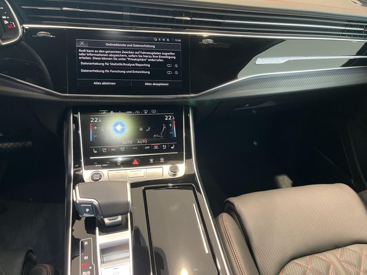 Audi Q7 SUV Sline TFSIe quattro 360kW(MT)