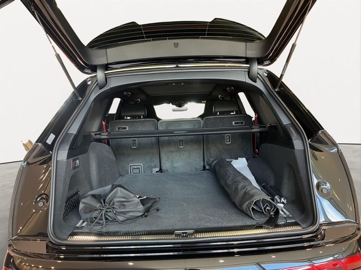 Audi Q7 SUV Sline TFSIe quattro 360kW(MT)