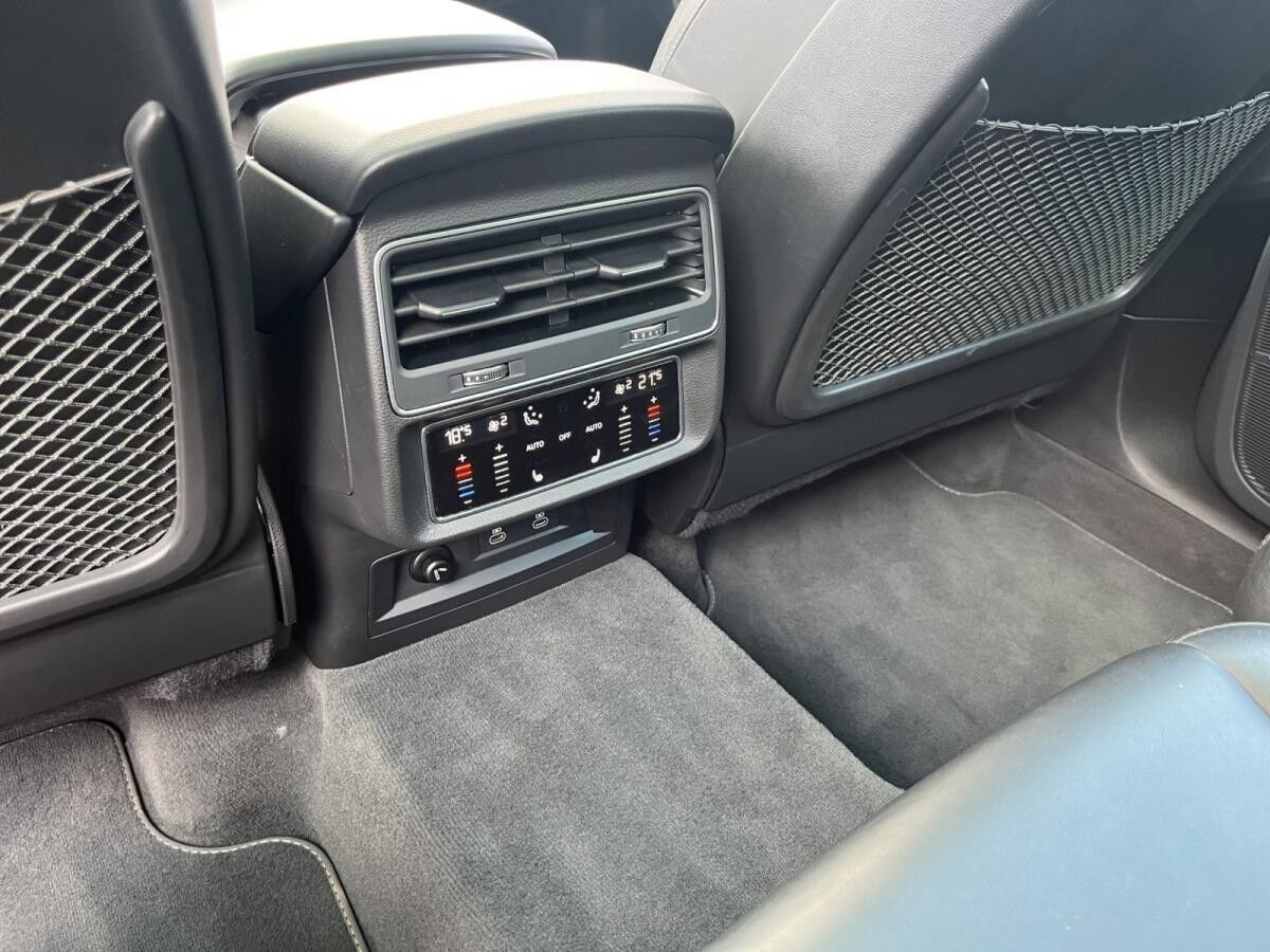 Audi SQ7 4.0 TFSI V8 quattro