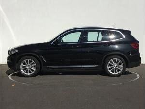 BMW X3 xDrive30i LUXURY+PANO+HUD+AHK+LED+KAMERA